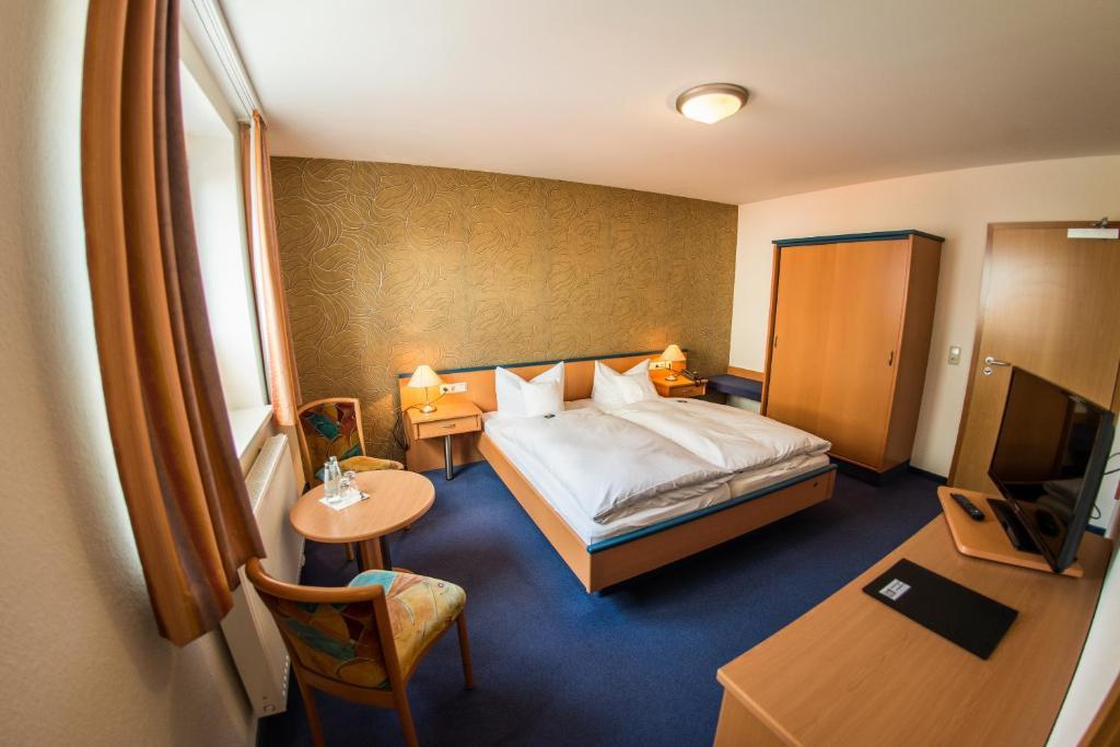 B&S Hotel Am Bachhaus Eisenach Rum bild